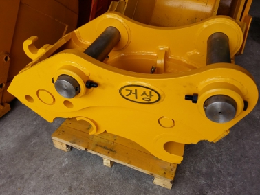 液(ye)壓式(shi)快(kuai)換(huan)接頭(tou)