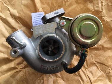 CAT307D 4M40增(zeng)壓器