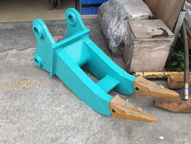 雙(shuang)齒鬆土(tu)器(qi)