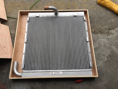 HD700-7液壓(ya)油散(san)熱器