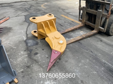 PC360挖(wa)掘機鬆土器